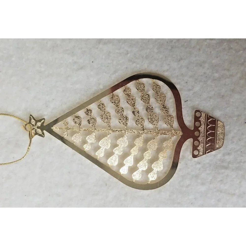 Ornament 1993 Hallmark tree brass Christmas holiday delicate‎
